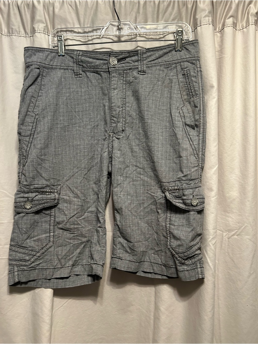 BKE Men's Gray Textured Cargo Shorts